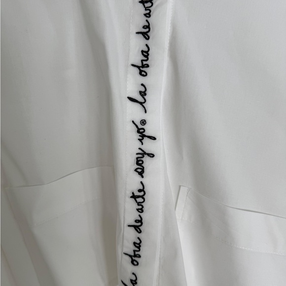 White Cropped Button-Up Shirt - Picture 2 of 4